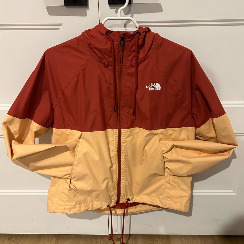 WOMEN’S ANTORA RAIN HOODIE